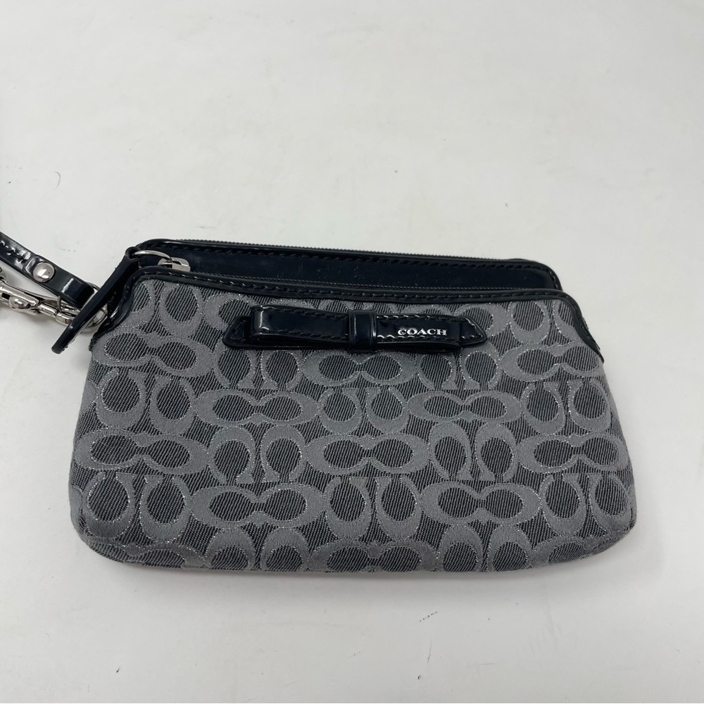 Coach Poppy Y2K Signature Logo Wristlet Black/Silver - Gem
